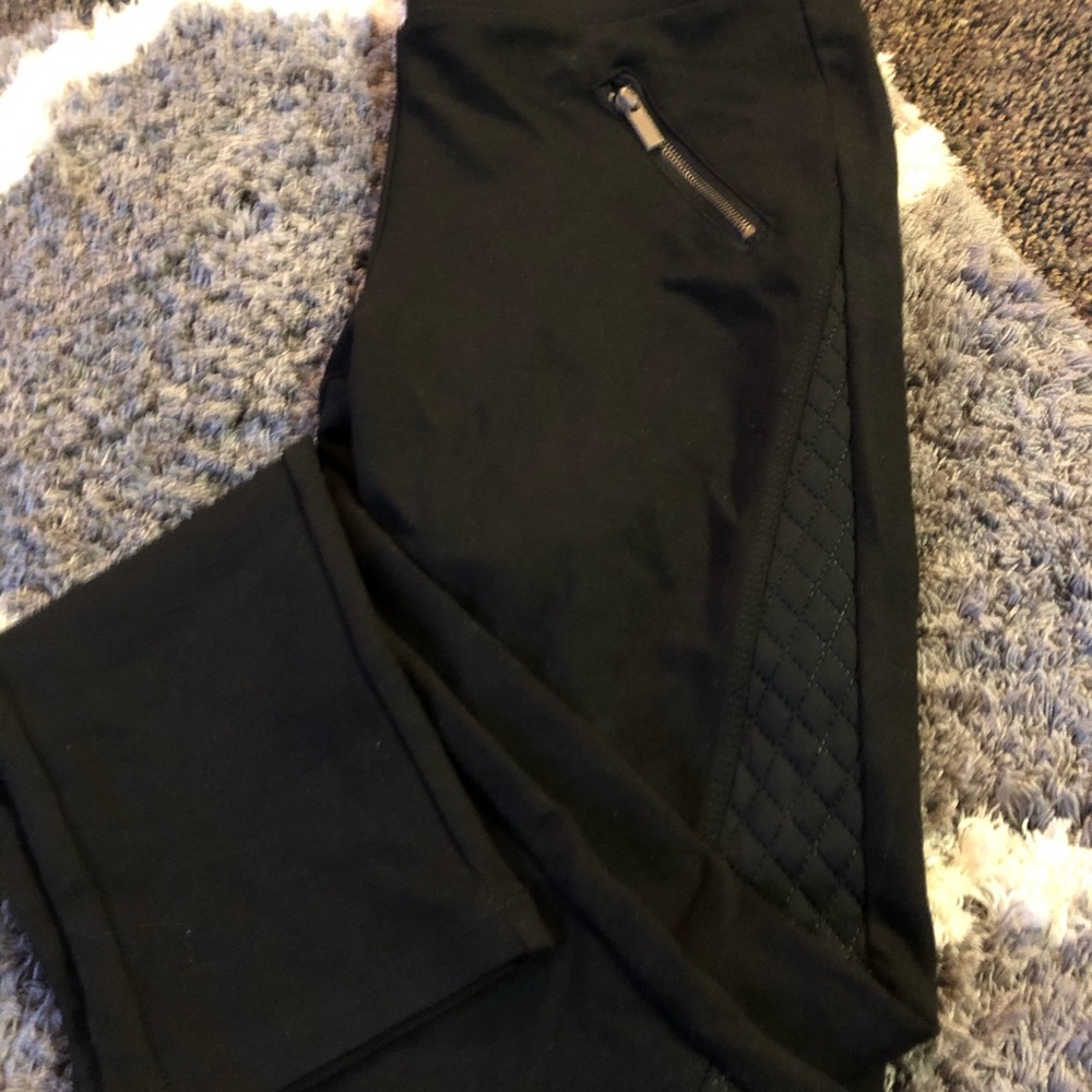 Black leggings